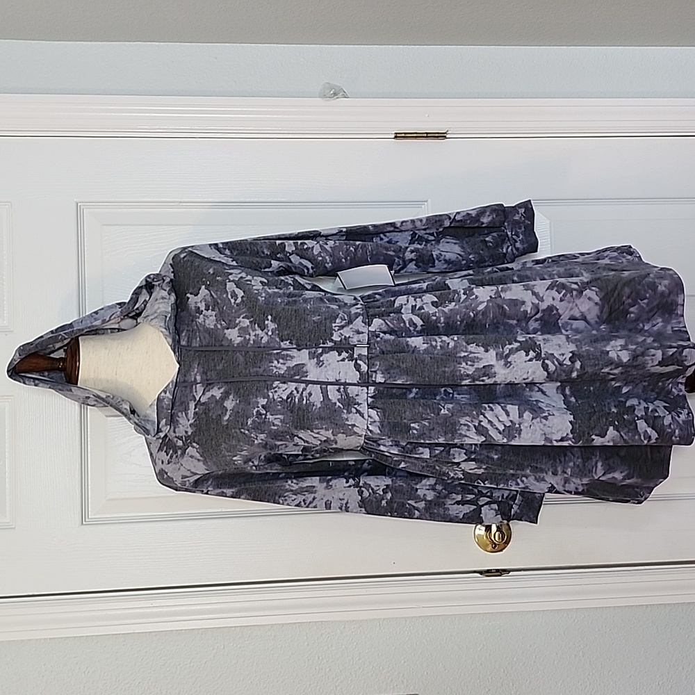 CITY VIBE WOMAN'S HOODED DRESS. - Picture 1 of 11